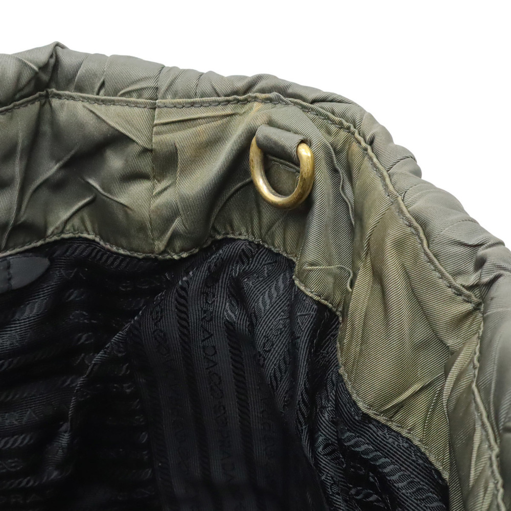 PRADA Green Leather Shoulder Bag - Picture 9 of 10